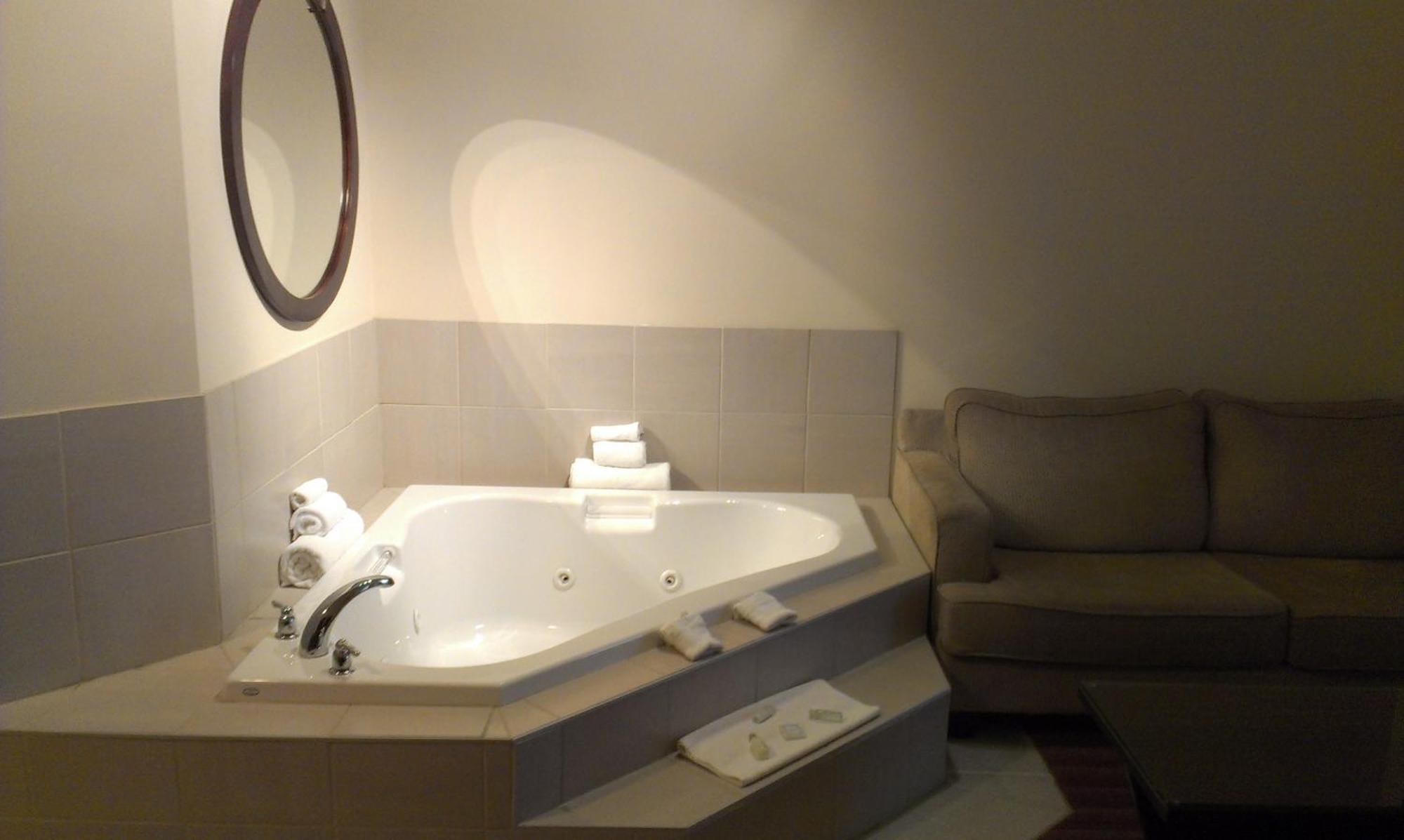 Sigma Inn & Suites Hudson'S Hope Hudson Hope Εξωτερικό φωτογραφία