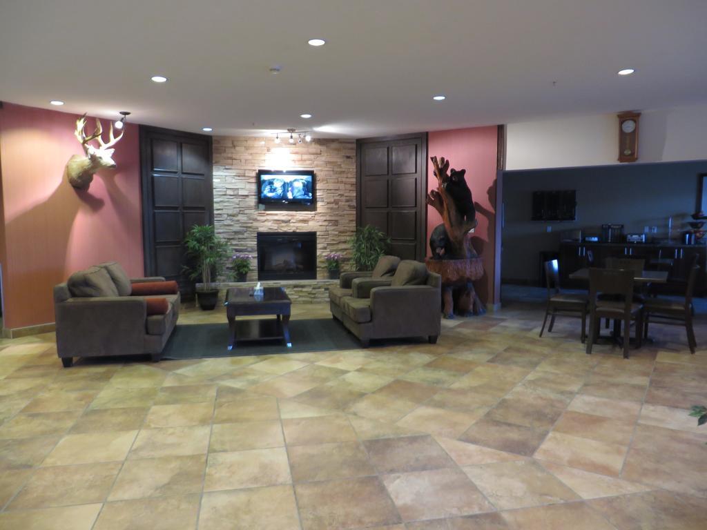 Sigma Inn & Suites Hudson'S Hope Hudson Hope Εξωτερικό φωτογραφία