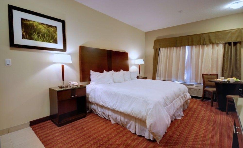 Sigma Inn & Suites Hudson'S Hope Hudson Hope Εξωτερικό φωτογραφία