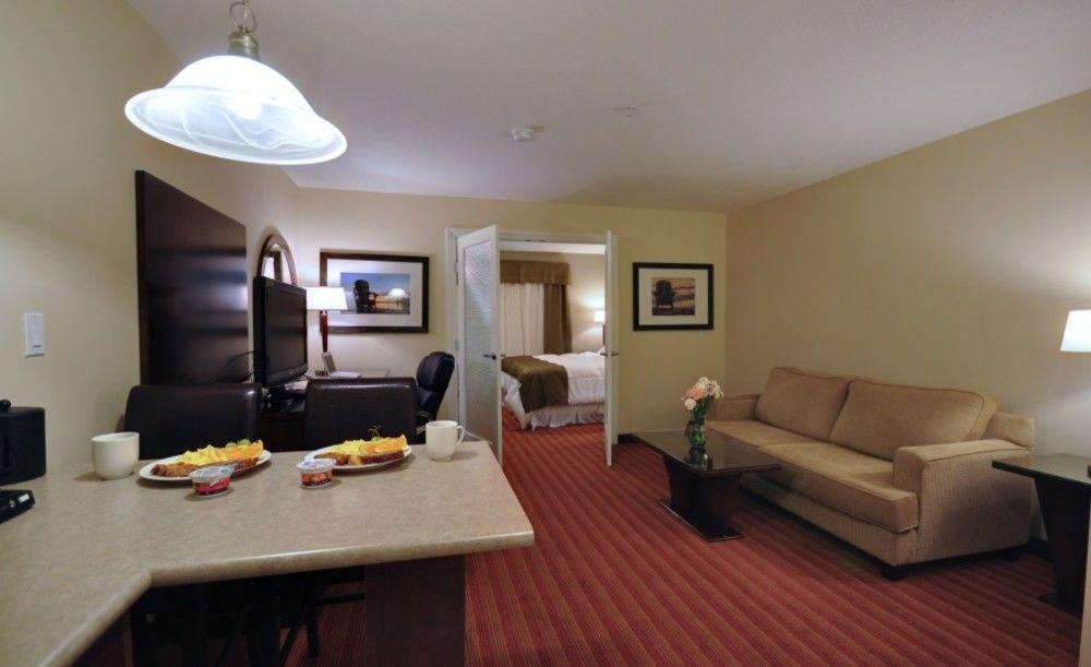 Sigma Inn & Suites Hudson'S Hope Hudson Hope Εξωτερικό φωτογραφία