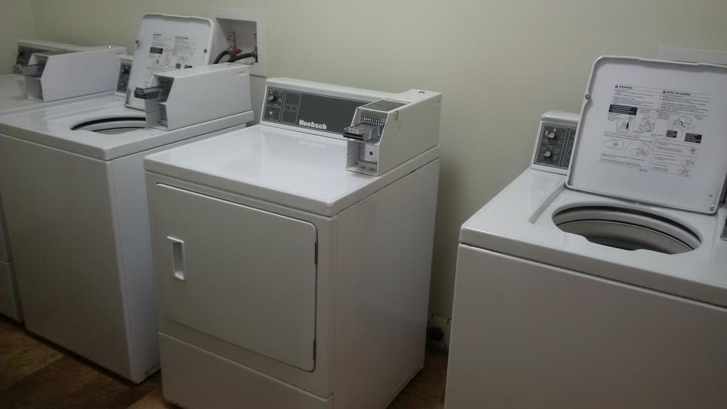 Sigma Inn & Suites Hudson'S Hope Hudson Hope Εξωτερικό φωτογραφία