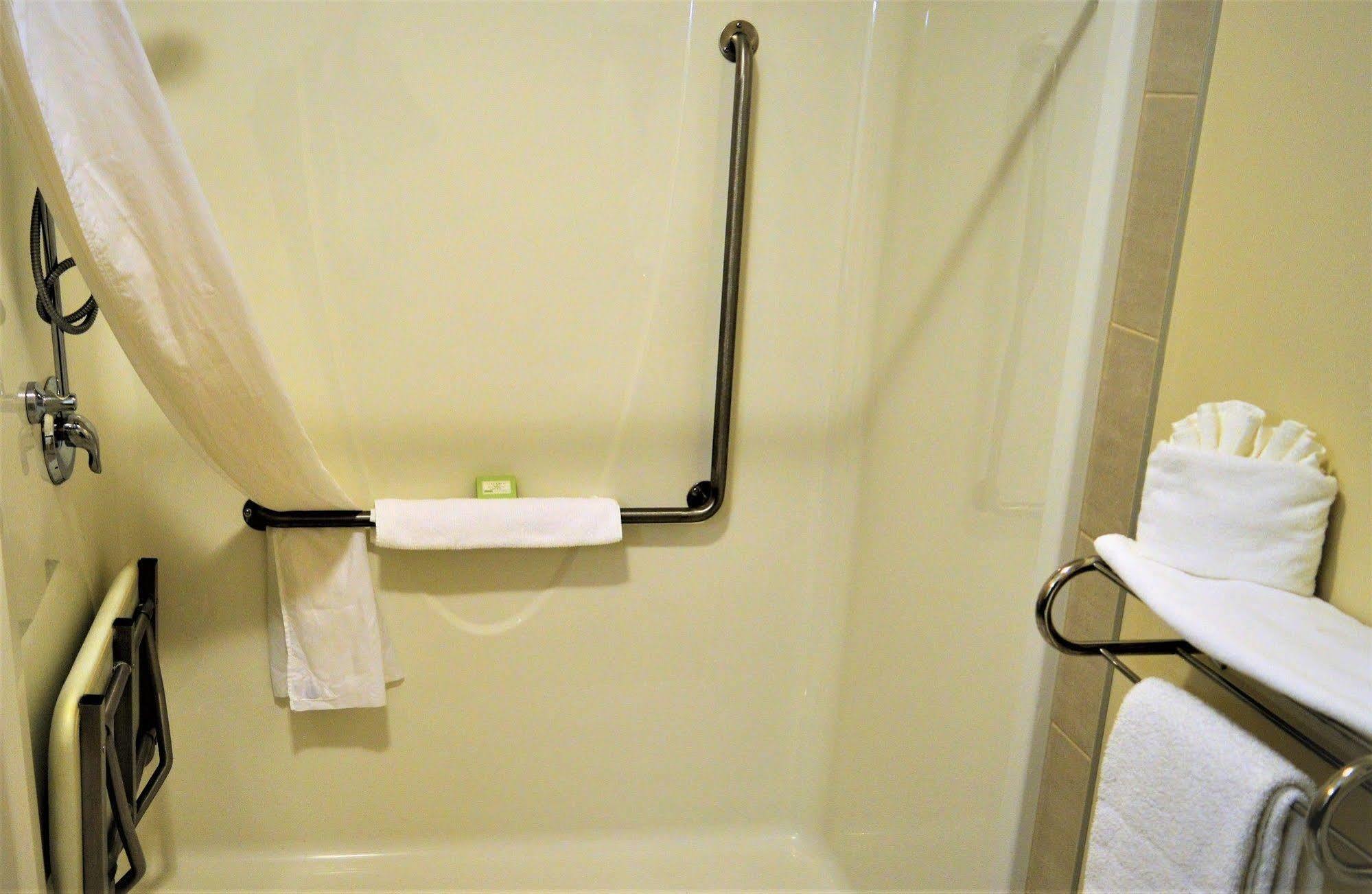 Sigma Inn & Suites Hudson'S Hope Hudson Hope Εξωτερικό φωτογραφία